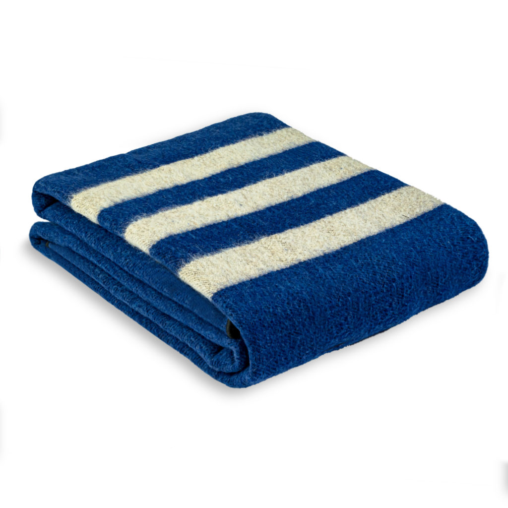 Woolen blanket — view 2