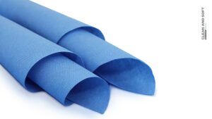 SMS Spunmelt Nonwoven Fabric, 13 to 150 g/m²
